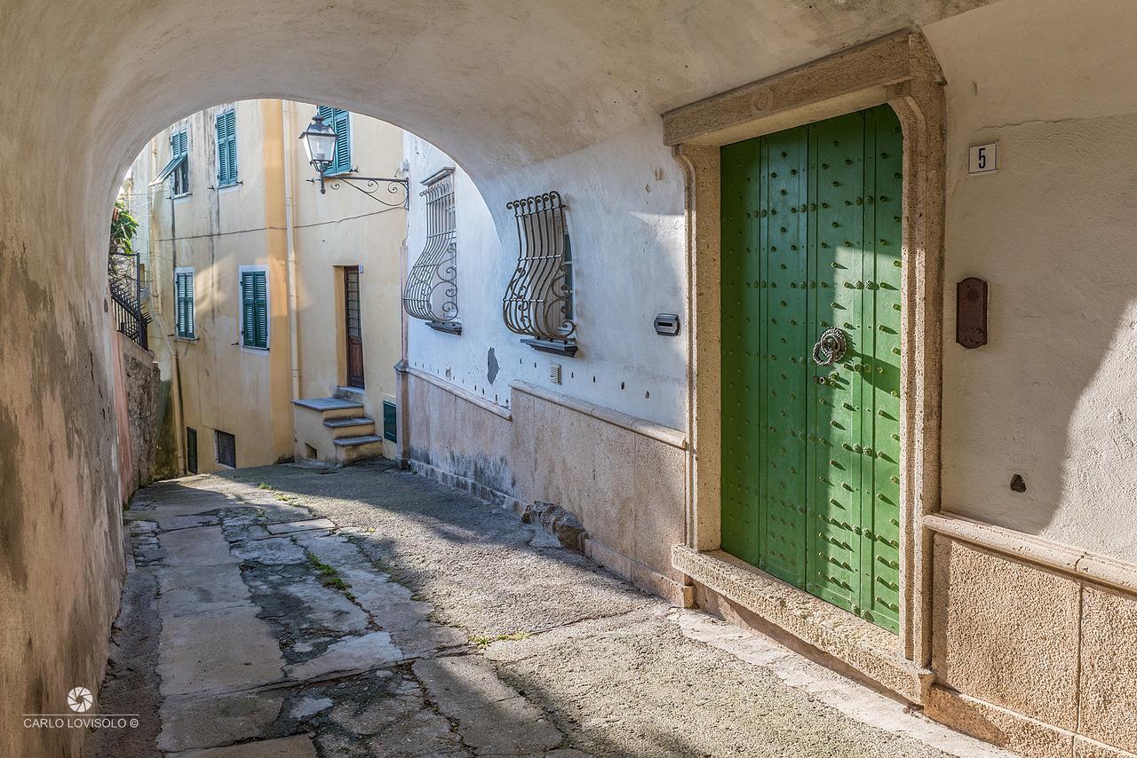 Casa Castelletto Lägenhet Finale Ligure Exteriör bild