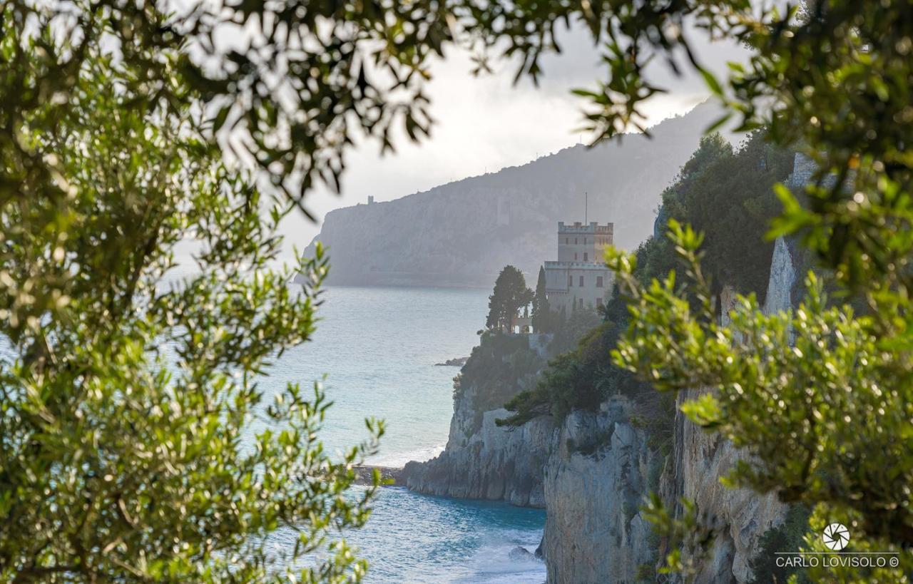 Casa Castelletto Lägenhet Finale Ligure Exteriör bild
